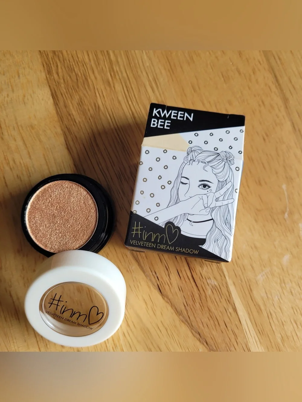 INMO' Velveteen Dream EyeShadow in 